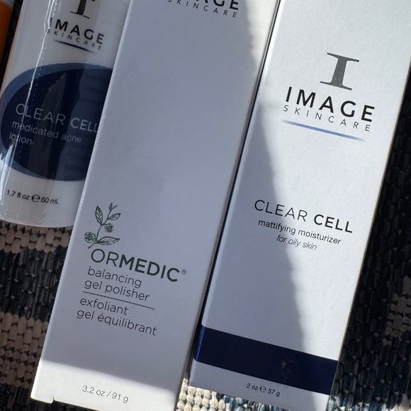 Image Skincare & Clinique Luxury Skincare Bundle - Picture 4 of 6